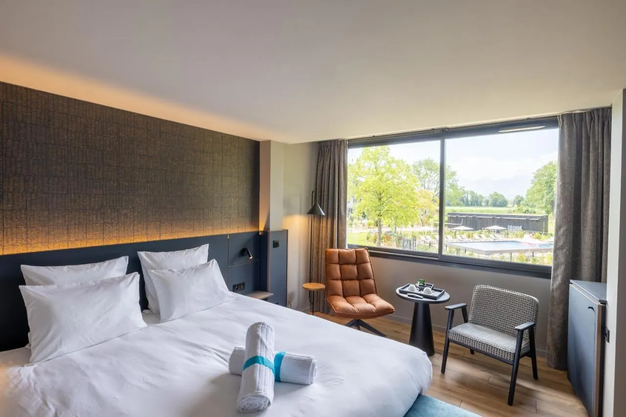 Miura Hotel Voglans 4*,