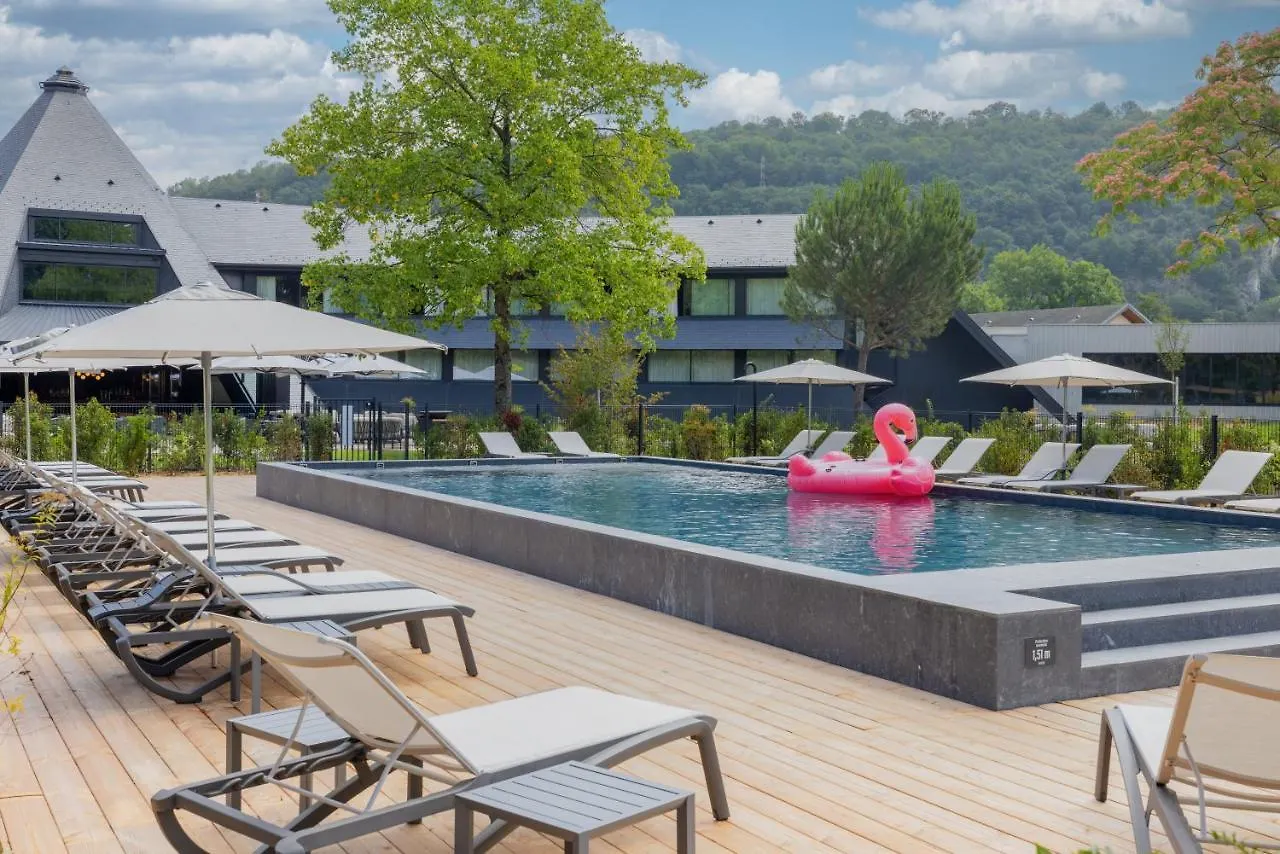 ****  Miura Hotel Voglans France